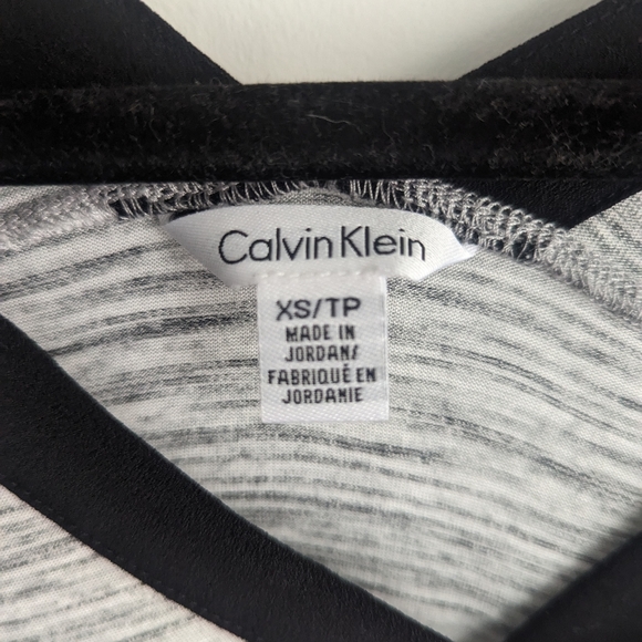 Calvin Klein moiré top - Picture 2 of 5
